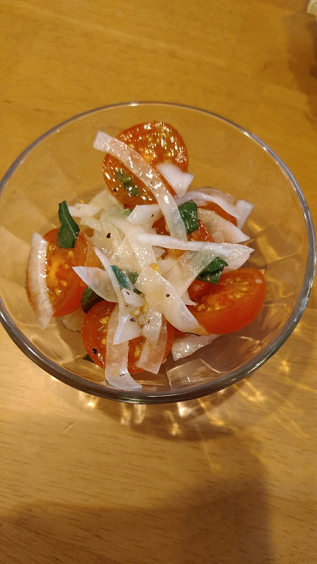 簡単 トマトとバジルのイタリアンサラダ レシピ 作り方 By ひもみん 楽天レシピ 簡単 トマトとバジルのイタリアンサラダ レシピ 作り方 By ひもみん 楽天レシピ