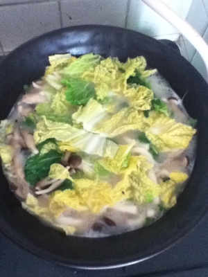 中華風スープで作る鍋