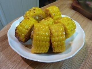 とうもろこし の バター醤油焼き