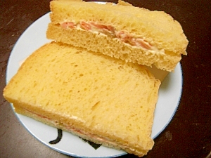 お弁当用サーモンとチーズのサンドイッチ レシピ 作り方 By Nyatz 楽天レシピ