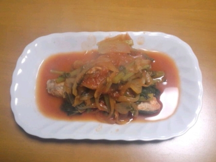 野菜たっぷり♪で作ってみました。イタリアンな感じに仕上がりましたが、美味しかったぁ♪(*^▽^*)