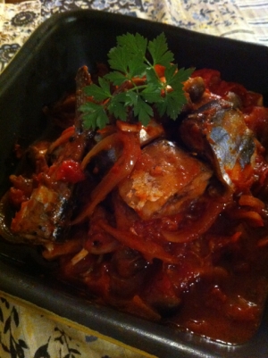 秋刀魚のバジルトマト煮