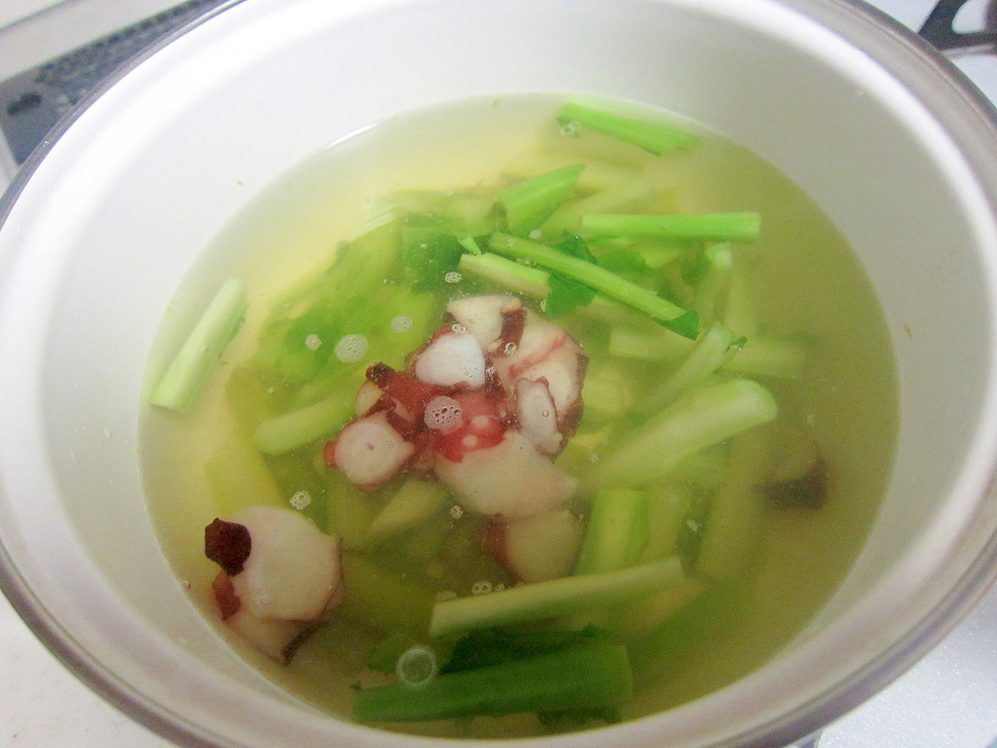 蛸とアスパラとブロッコリースープ