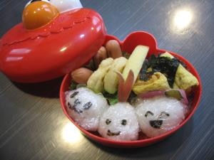 海苔パッチンで！一口おにぎりのお弁当