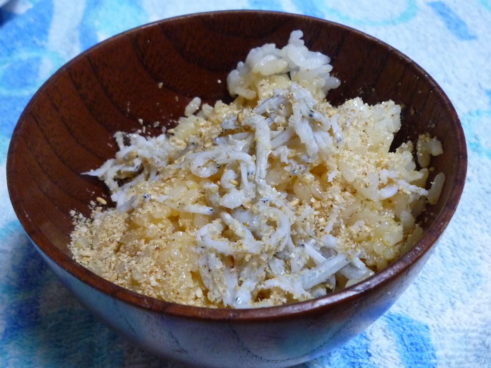 ニンニク醤油でとろっと卵かけごはん