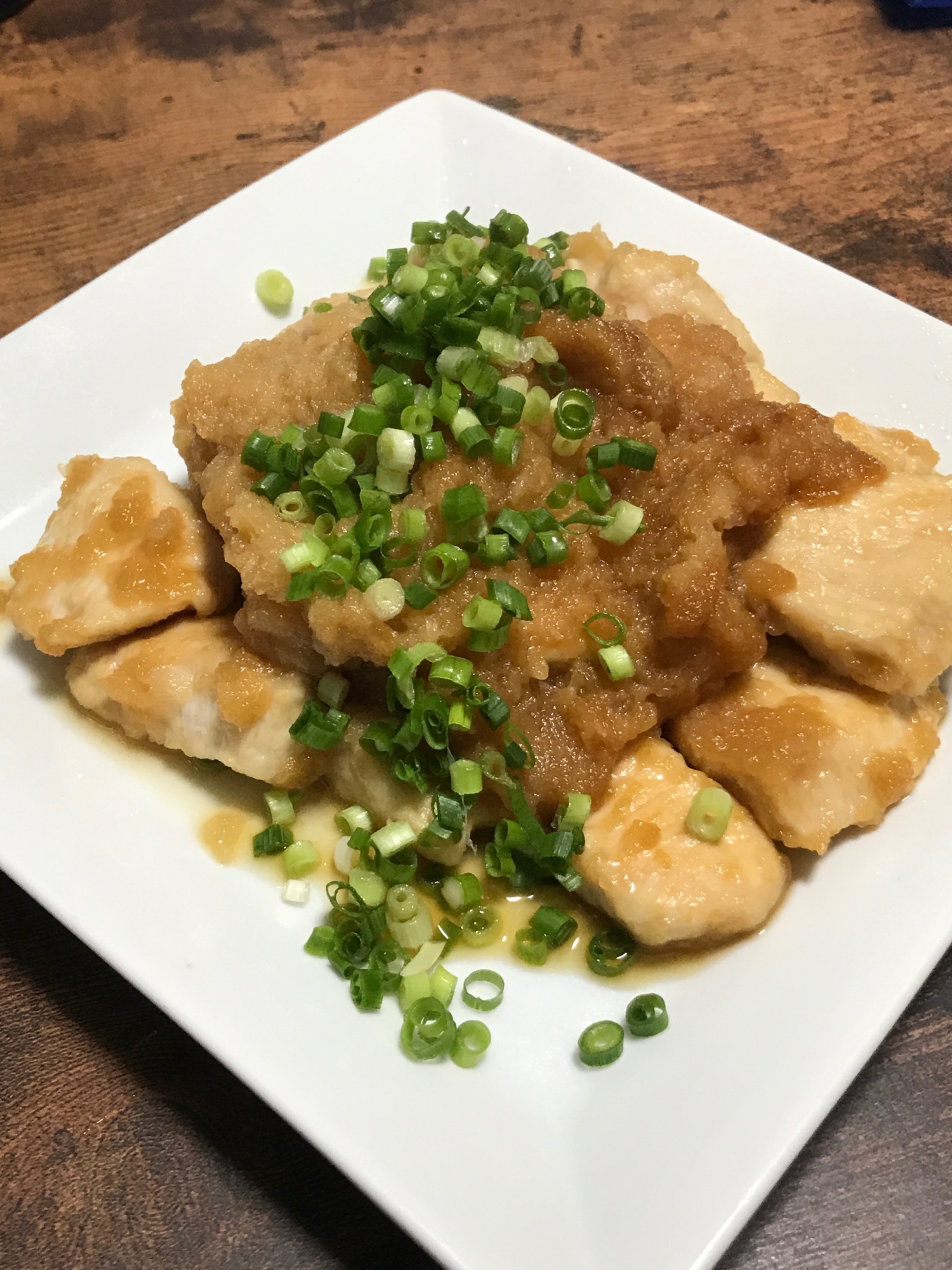 サッパリ美味しい、鶏むね肉の甘辛みぞれ煮