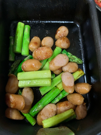 魚肉ソーセージとアスパラのマヨカレーソテー