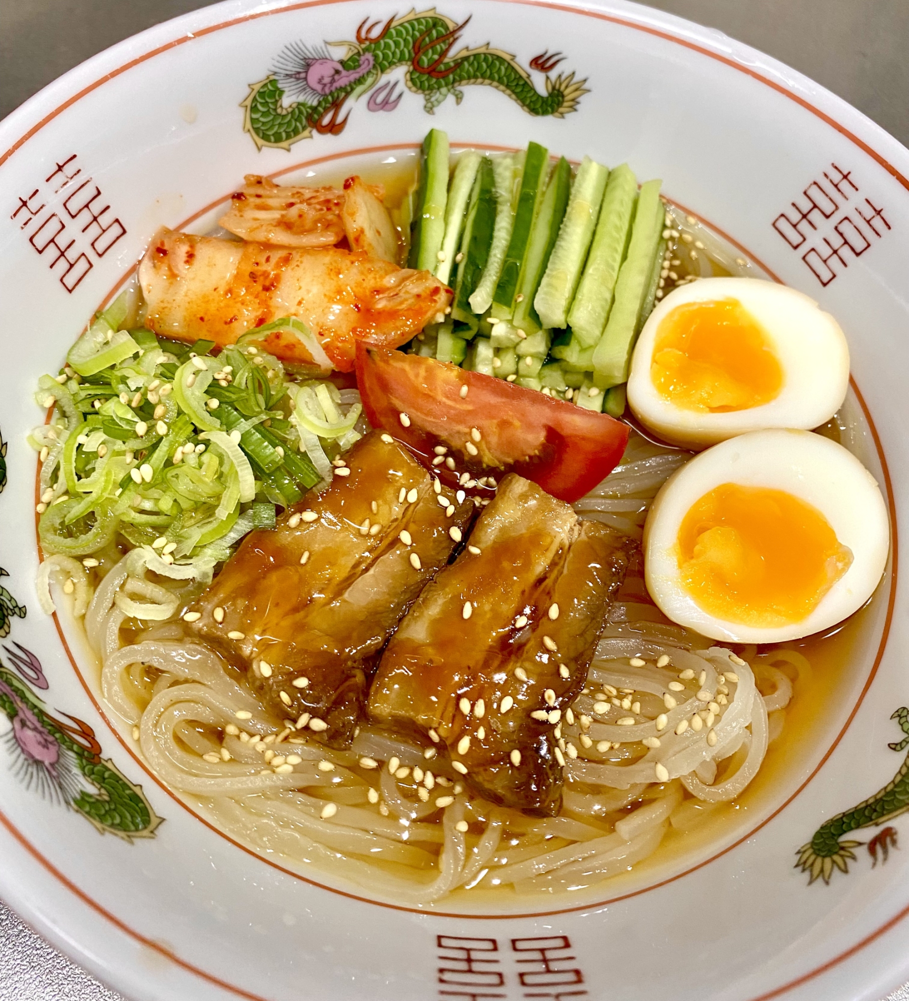 ボリュームたっぷり盛岡冷麺