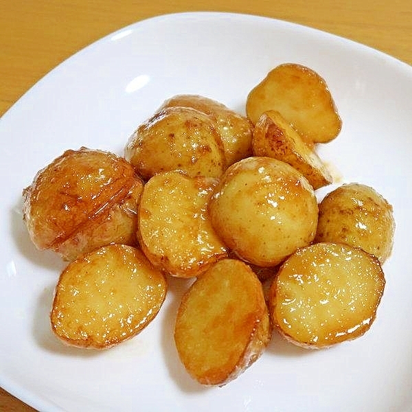 新じゃがの照り味噌炒め バター風 小さめじゃが芋 レシピ 作り方 By Si Ze2k 楽天レシピ