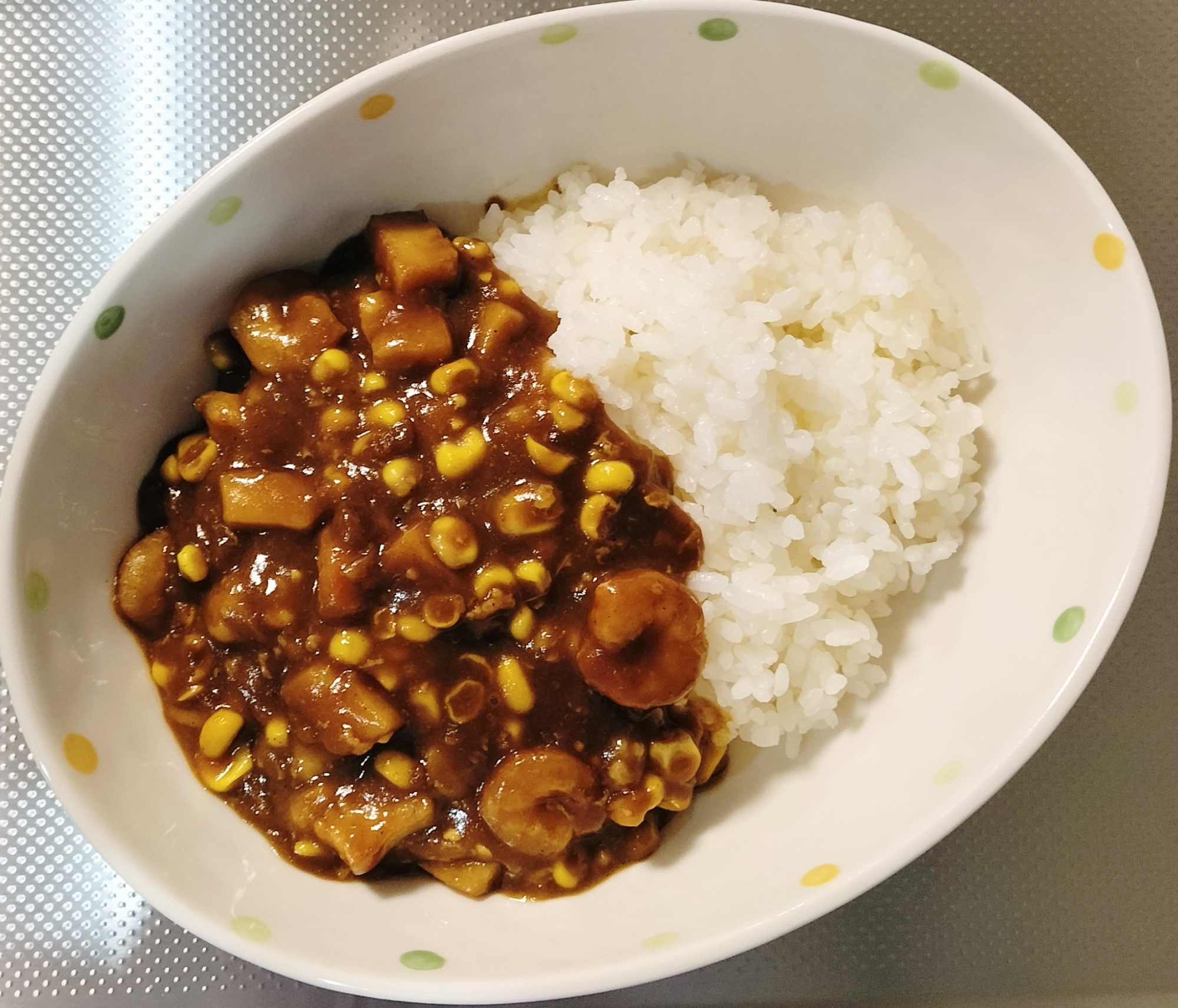 【旨辛！】コーンたっぷり海鮮カレー