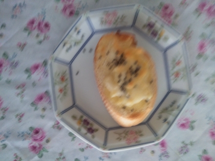 青海苔とごまのチーズトースト