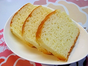 材料は2つだけ!HMとヨーグルトで簡単ふわふわパン