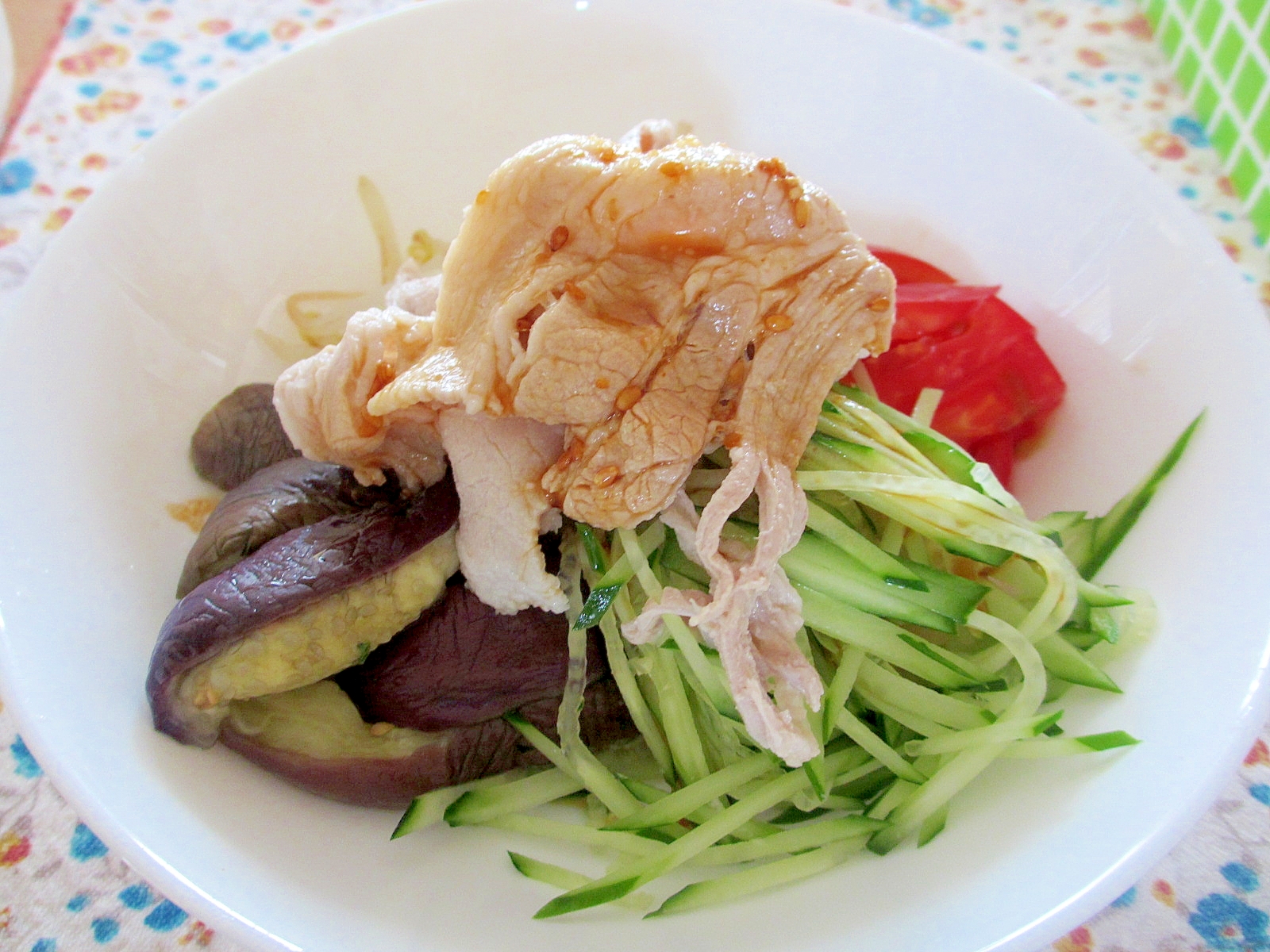 ゆで豚と蒸しナスの冷やし中華風サラダ レシピ 作り方 By Mococo05 楽天レシピ ゆで豚と蒸しナスの冷やし中華風サラダ レシピ 作り方 By Mococo05 楽天レシピ