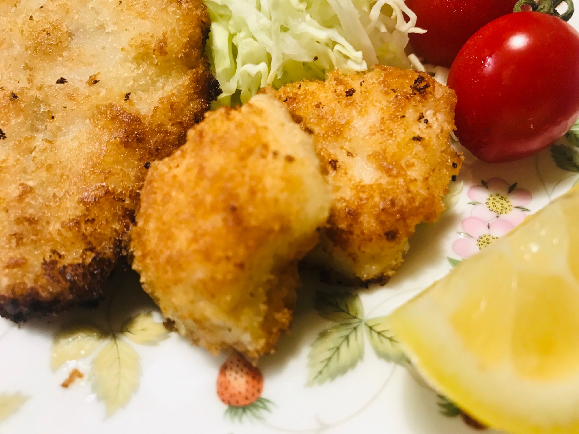 ひと手間でふっくらジューシー！鶏胸肉のチキンカツ