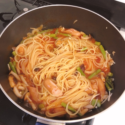 フライパン一つdeトマトジュースで作るチキンパスタ