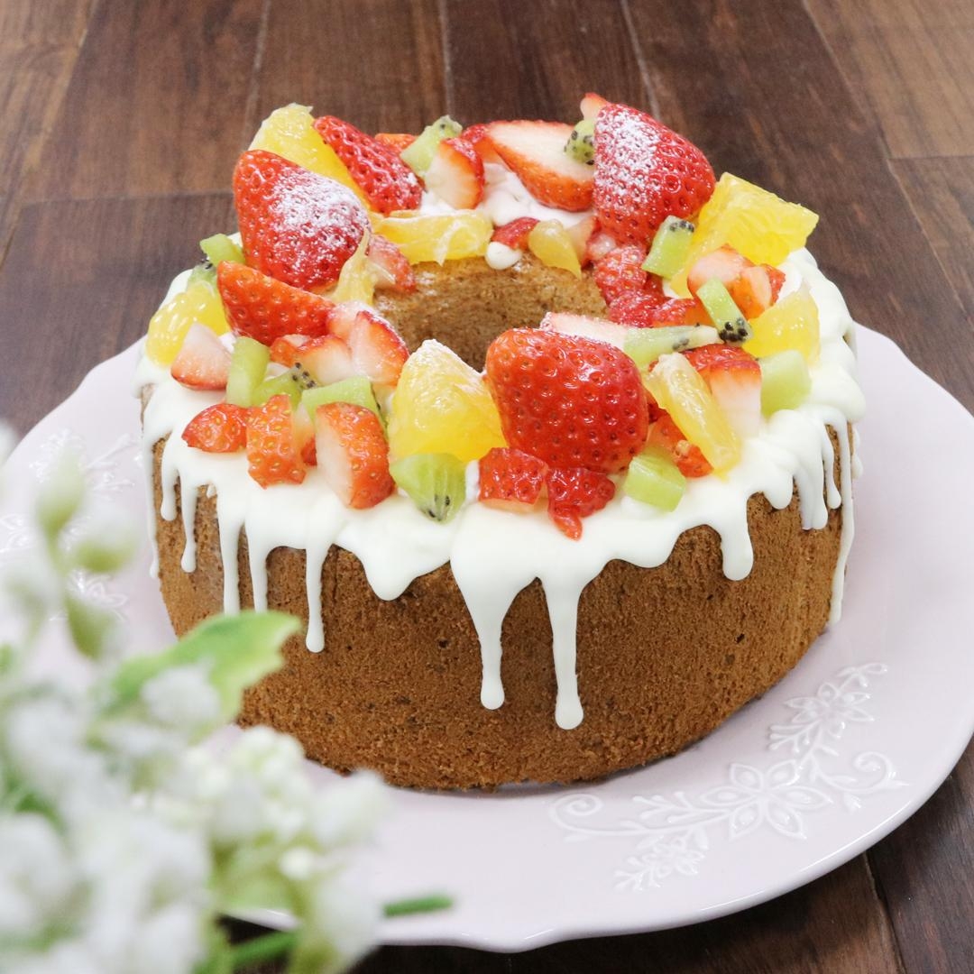 苺のシフォンケーキ