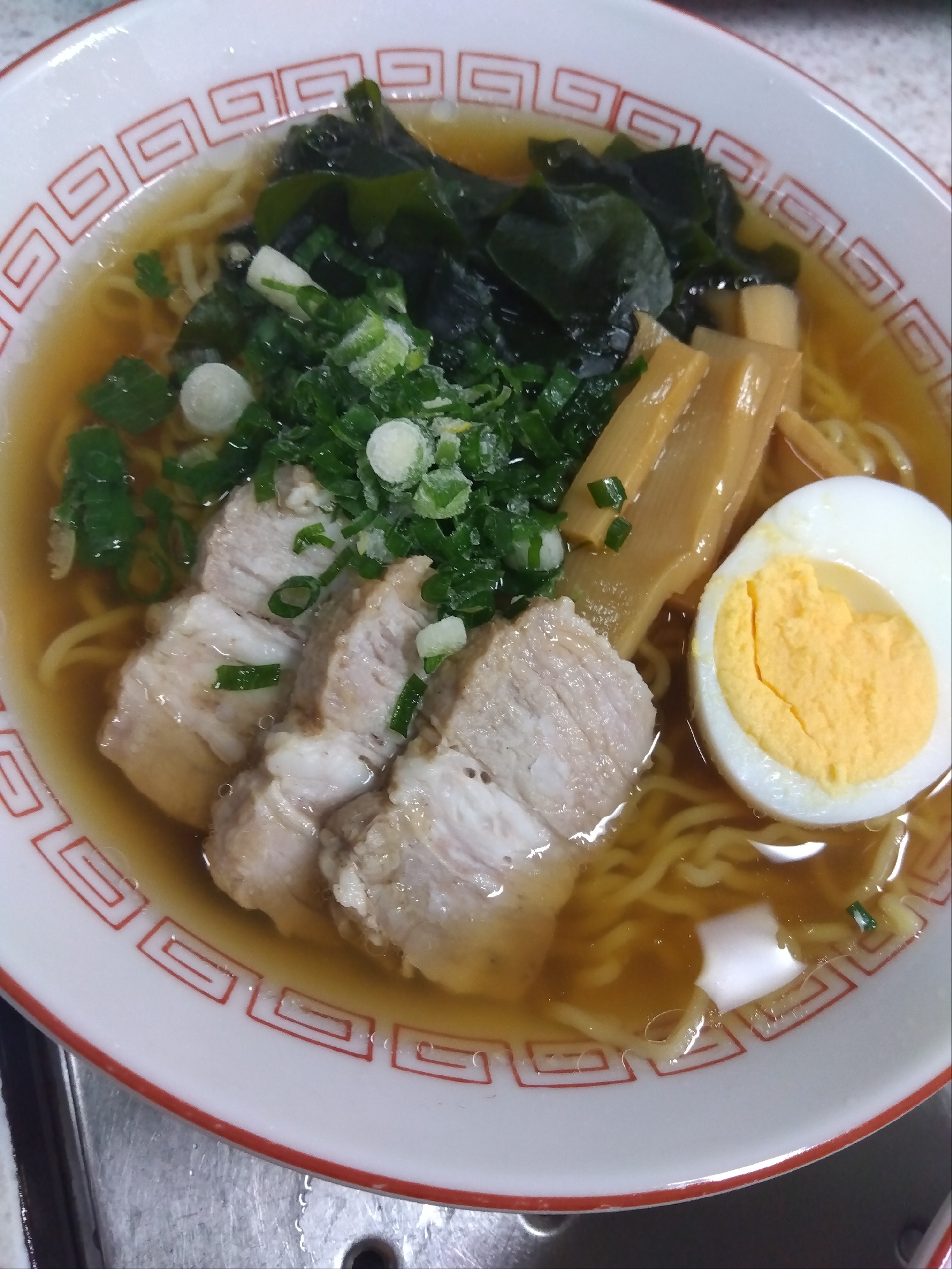 市販のラーメンセットでピリ辛ラーメン