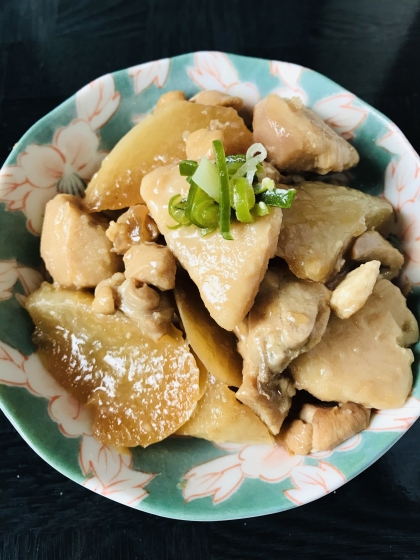ボリュームおかず☆鶏肉と里芋の煮物