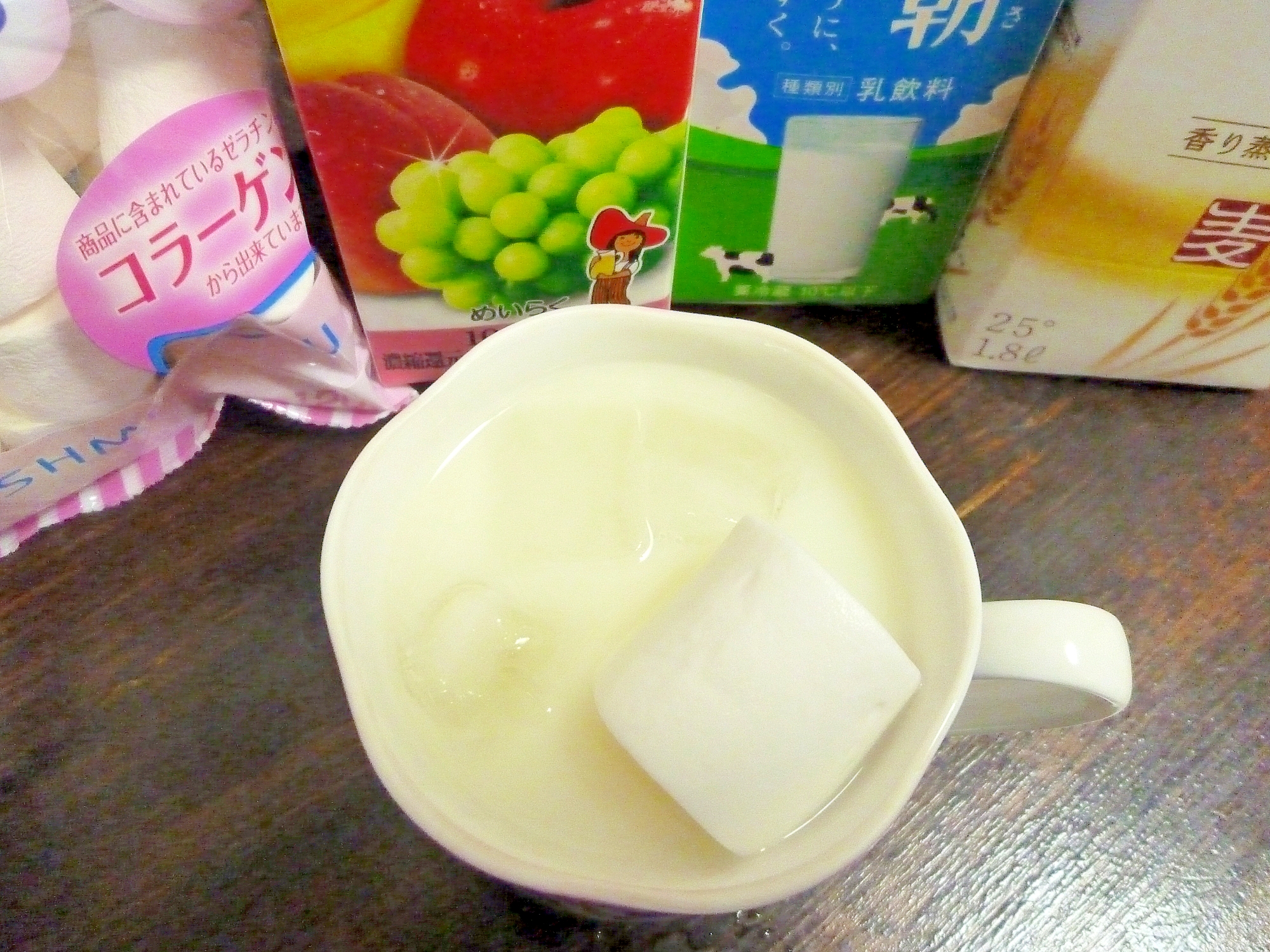 アイス♡マシュマロ入フルーツミックスミルク酒