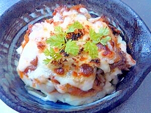 牛肉のチーズポテト焼き