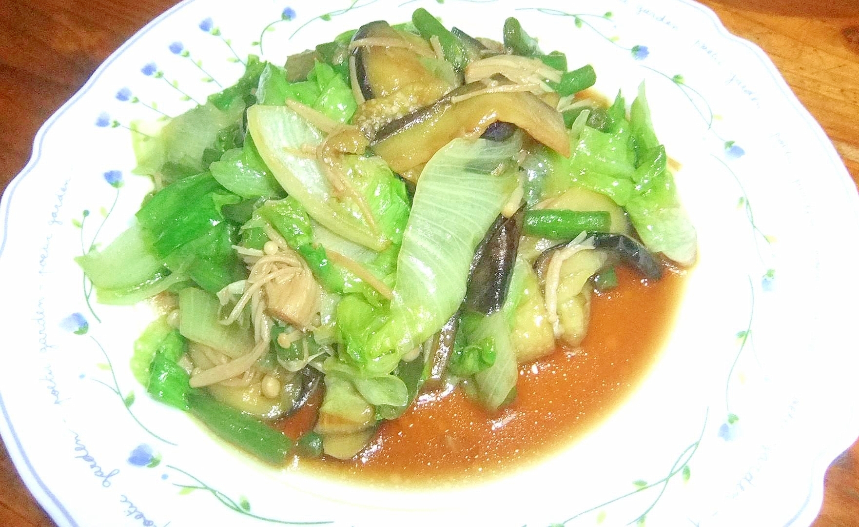 レタスとナスの野菜炒め