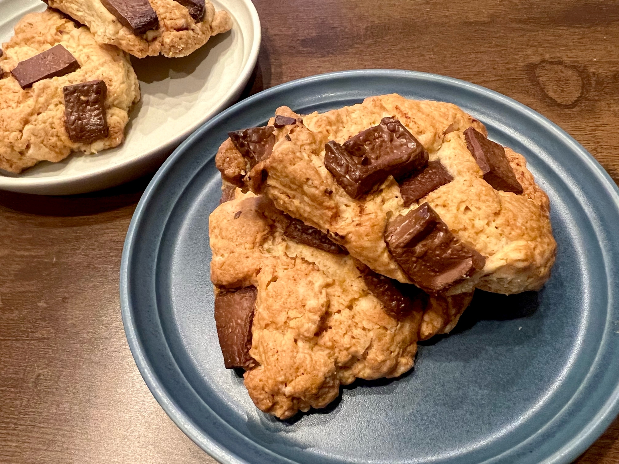 焼きっぱなしの簡単チョコスコーン