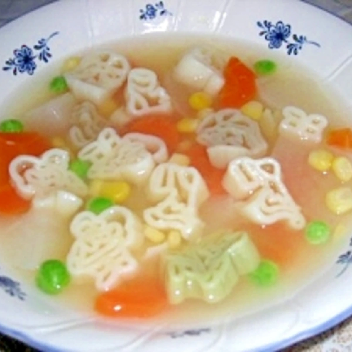 クリスマスパスタで塩麹のコンソメスープ レシピ 作り方 By ココアケア 楽天レシピ クリスマスパスタで塩麹のコンソメスープ レシピ 作り方 By ココアケア 楽天レシピ