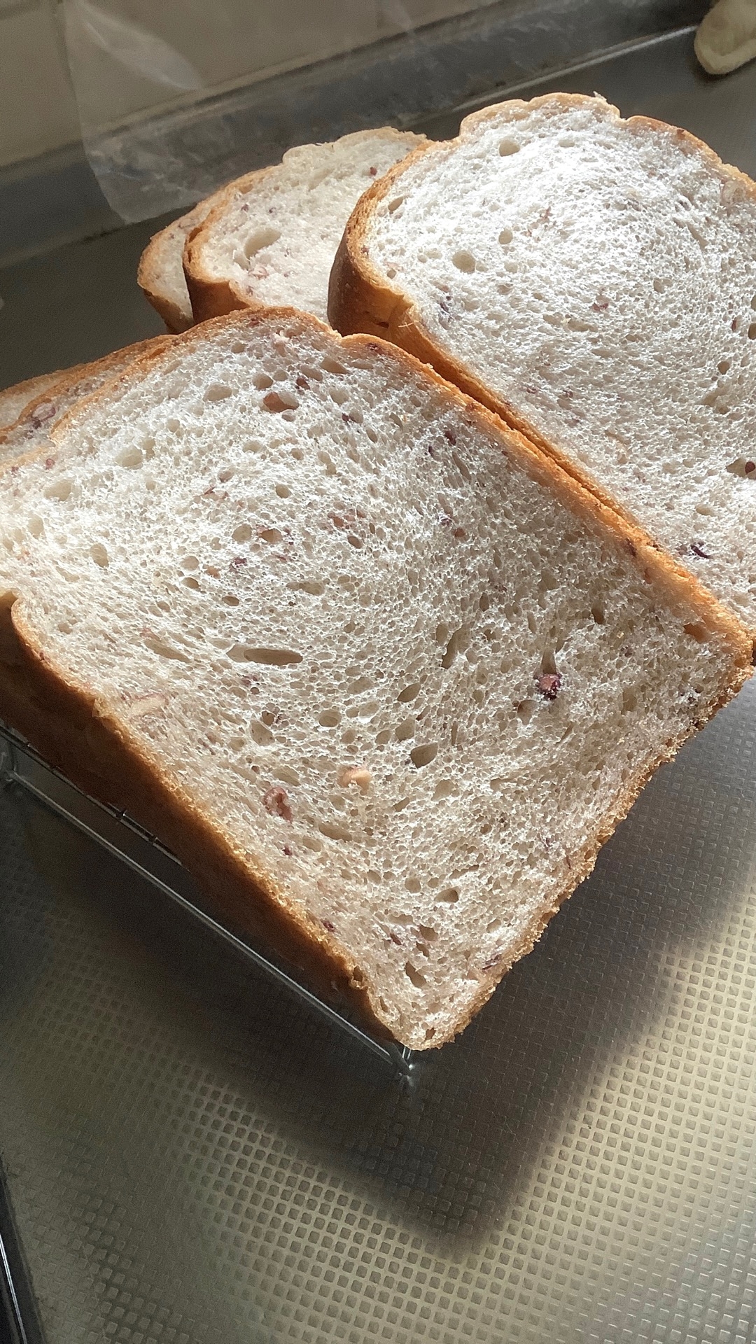 ホームベーカリーで湯種粒あん食パン