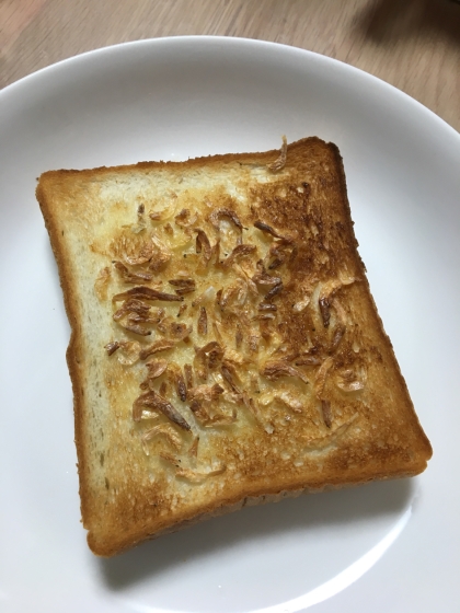 少し焼きすぎました(^_^;)桜えびが香ばしく美味しかったです！