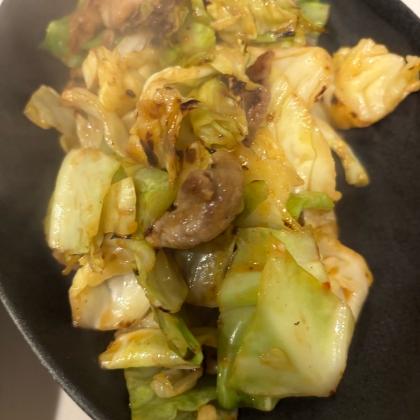 ご飯がすすむ！豚肉とキャベツのピリ辛みそ炒め☆