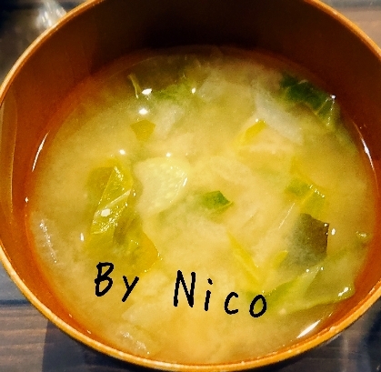 サッポロ一番味噌ラーメン味の白菜スープ