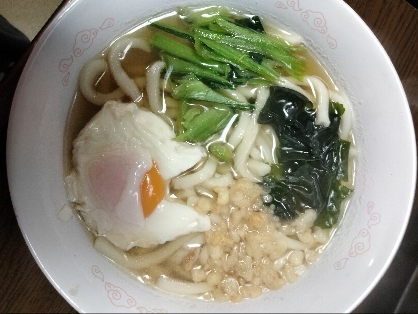 こんばんは。夜食に。冷蔵庫にあった小松菜で代用。わかめ天かす入れて美味しくできました。レシピ有難うございました。