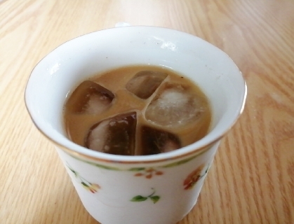 きなこ入りアイスコーヒー牛乳