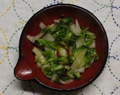 こんばんは〜柚子の代わりにカボスで風味付け、家庭菜園の白菜と自家製塩麹でいただきました(*^^*)レシピありがとうございます。