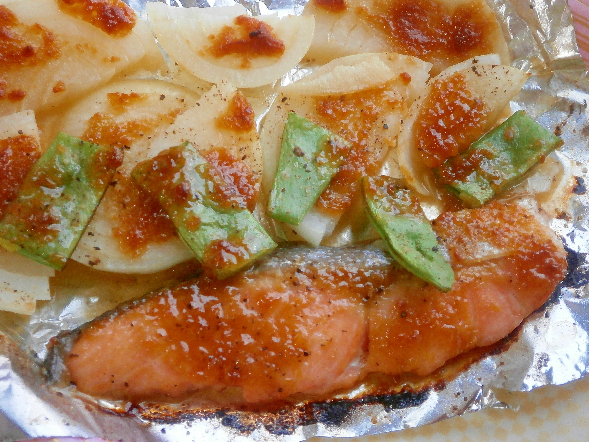 鮭と野菜の味噌バター焼き