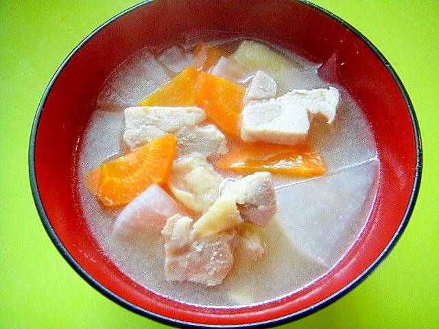 鶏 もも肉 味噌汁