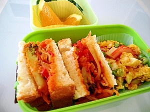 ピザトースト風サンドイッチのお弁当