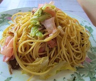 彩り豊かなパスタ