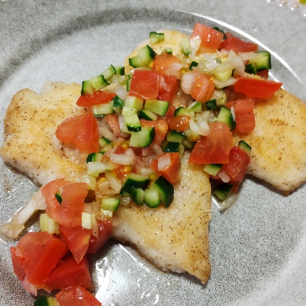 白身魚ソテーのトマトソースがけ レシピ 作り方 By うろちょろ 楽天レシピ 白身魚ソテーのトマトソースがけ レシピ 作り方 By うろちょろ 楽天レシピ