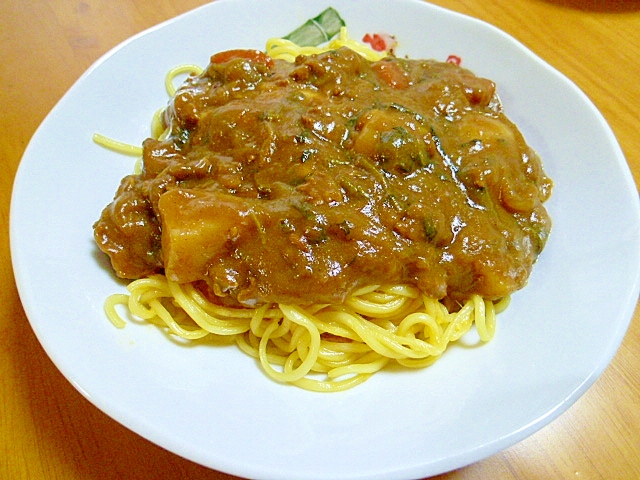余ったカレーで♪たまごチーズ入り★カレー焼きそば