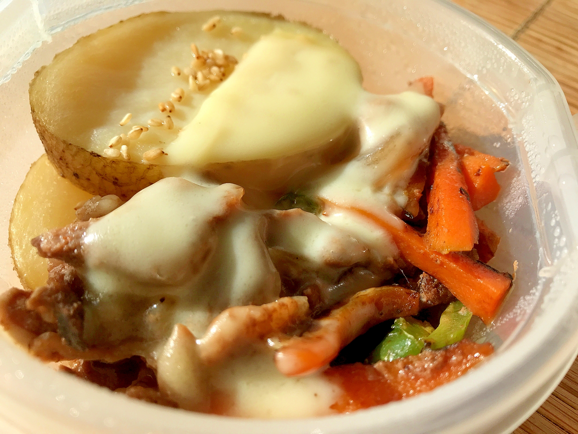 リメイク 肉野菜炒めとジャガイモのホットチーズ レシピ 作り方 By たかまさ 楽天レシピ リメイク 肉野菜炒めとジャガイモのホットチーズ レシピ 作り方 By たかまさ 楽天レシピ