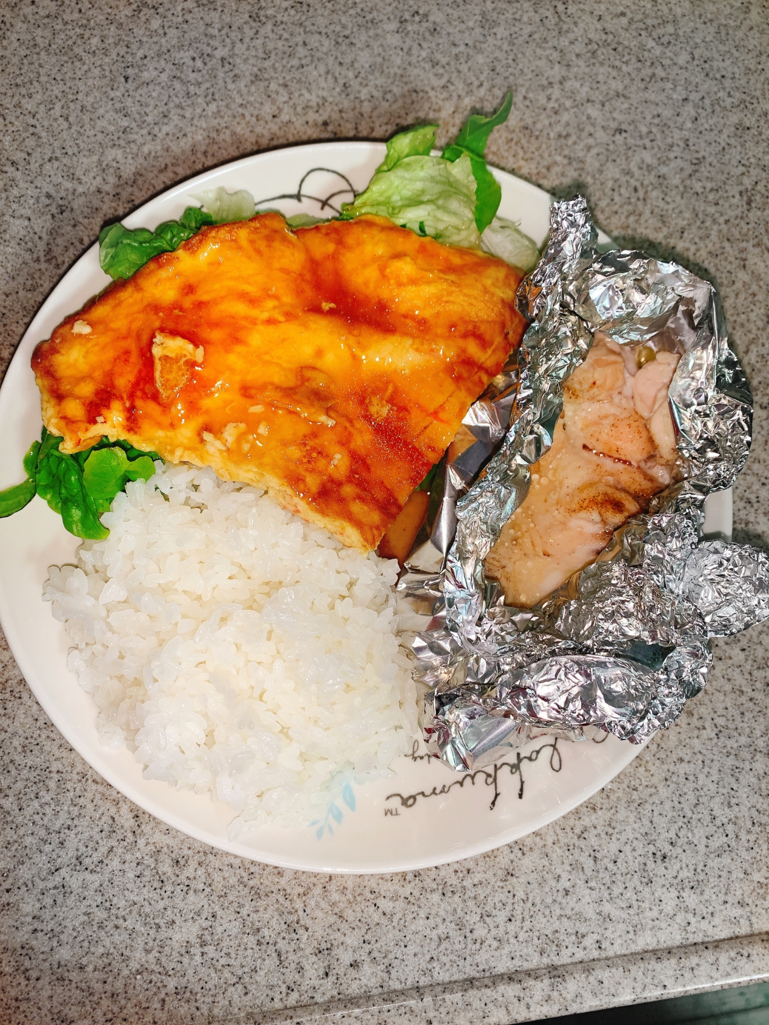 カニ玉と鶏ムネ肉のホイル焼き