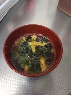 海藻類を食べたくてワカメをいれてみました。
簡単に作れて美味しかったです。