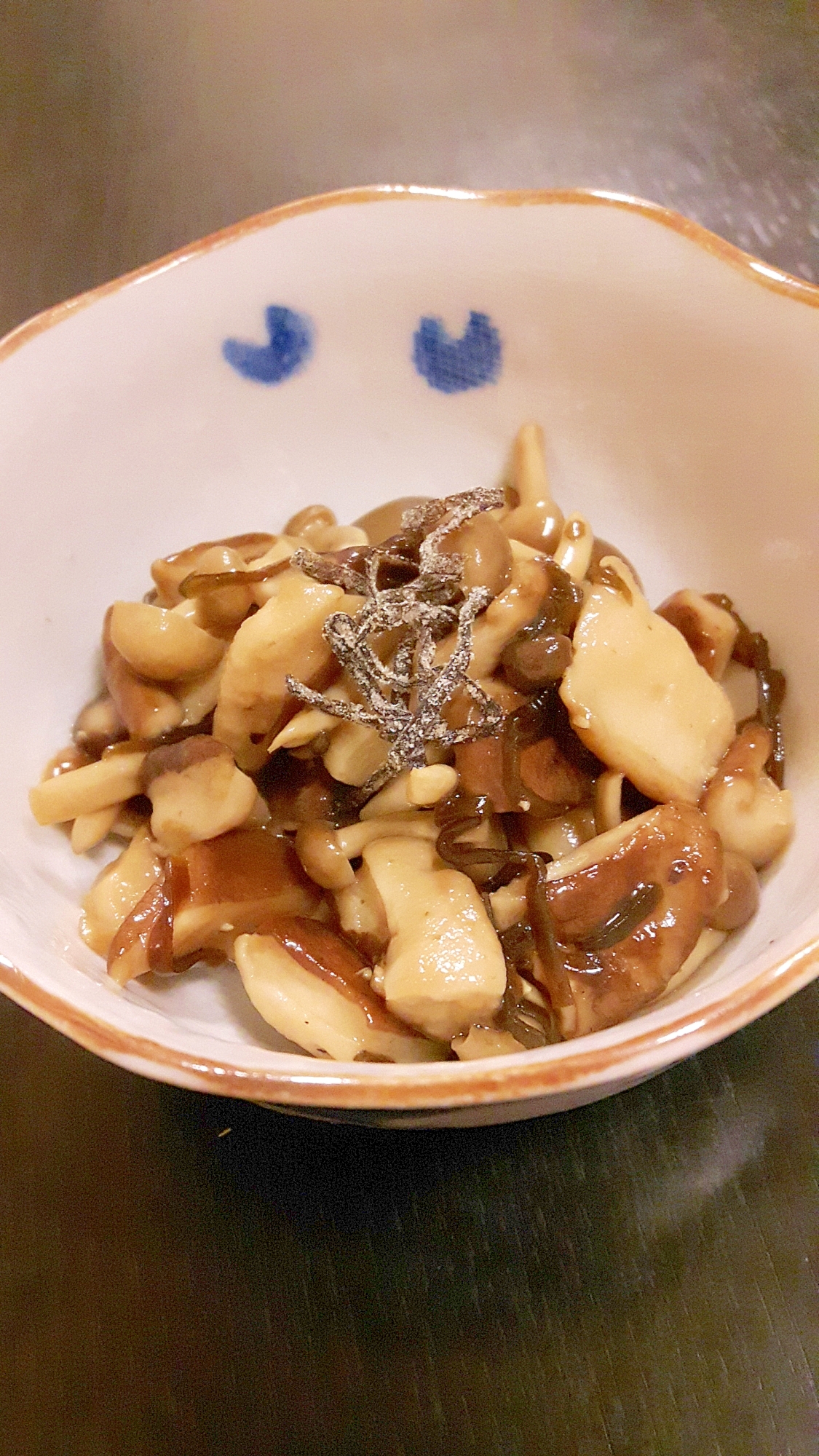 簡単ヘルシー きのこ類の塩昆布炒め レシピ 作り方 By Acchan66 楽天レシピ 簡単ヘルシー きのこ類の塩昆布炒め レシピ 作り方 By Acchan66 楽天レシピ