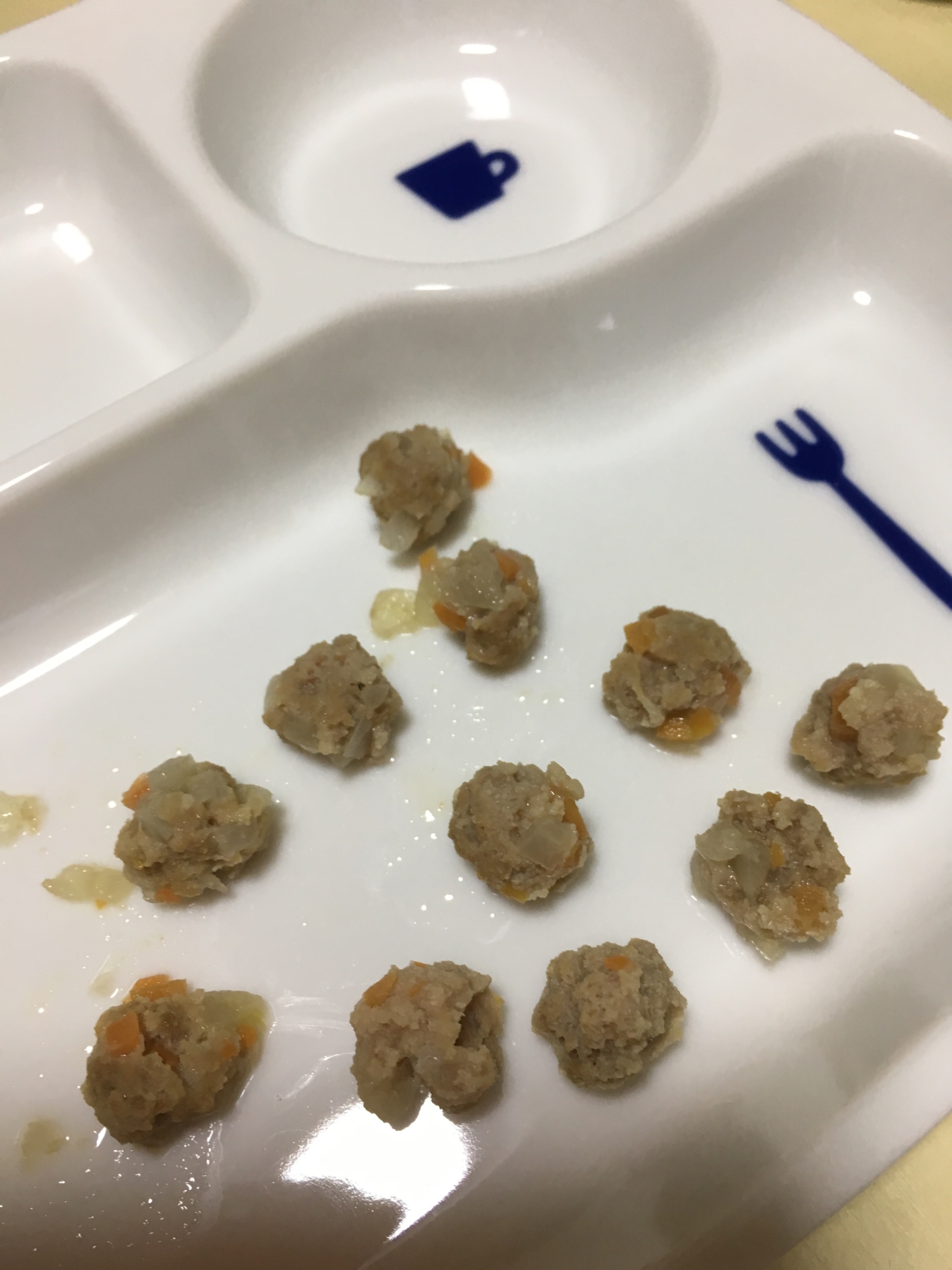 離乳食 手づかみ食べ 豚高野豆腐団子 冷凍保存可 レシピ 作り方 By カピバラむーみん 楽天レシピ 離乳食 手づかみ食べ 豚高野豆腐団子 冷凍保存可 レシピ 作り方 By カピバラむーみん 楽天レシピ