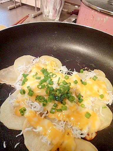 ポテトとしらすのチーズ焼き