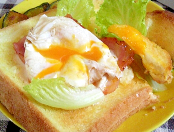 食パンと簡単ソースでエッグベネディクト風 レシピ 作り方 By デラみーやん 楽天レシピ