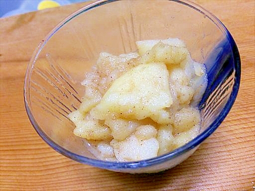 林檎のシリコンスチーマー(シナモンウイスキー風味)