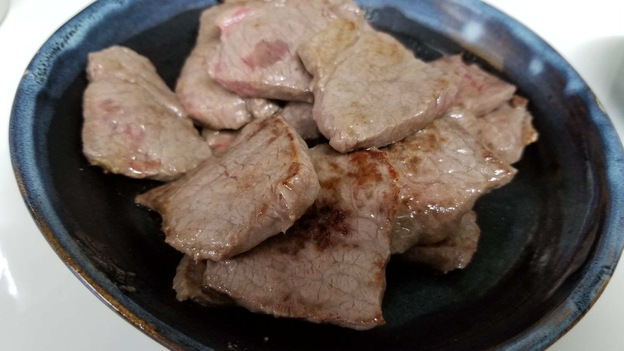 シンプルに、牛肉の鶏ガラスープ炒め