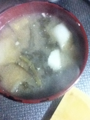 豆乳入り 春菊とネギの味噌汁 レシピ 作り方 By とりあえず乾杯 楽天レシピ 豆乳入り 春菊とネギの味噌汁 レシピ 作り方 By とりあえず乾杯 楽天レシピ